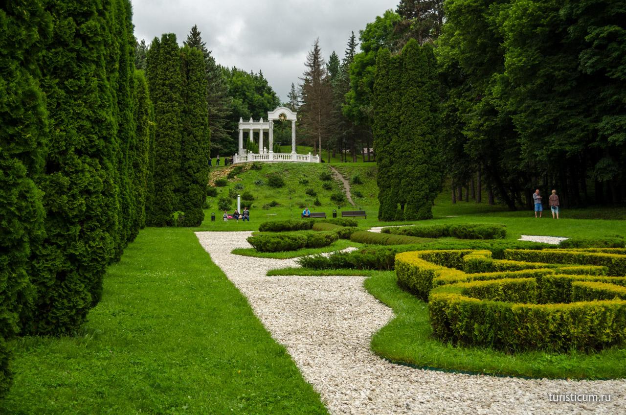 Кисловодск долина. Кисловодский Курортный парк. Кисловодский Курортный парк Долина роз. Национальный парк «Кисловодский» Кисловодск. Аллея кипарисов Кисловодск.