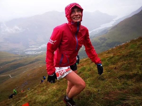 Обзор непромокаемой куртки для бега Inov-8 Race Elite™ Stormshell HZ 
