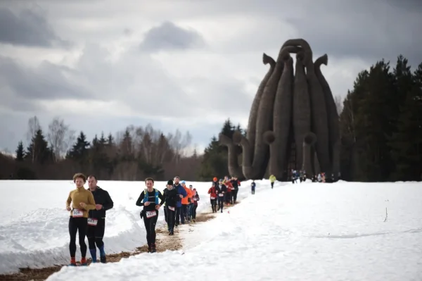 5 лет! Юбилейный Nikola-Lenivets Winter Wild Trail 2022 - трейл для новичков или матерых бегунов.