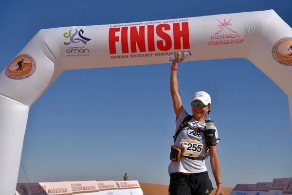 Наталья Седых одержала победу в стадийной гонке Oman Desert Marathon
