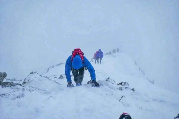 Золото высотной гонки Borus Skyrace и Гладенькая Vk - двойные победы Юрия Штанкова и Елены Рухляды