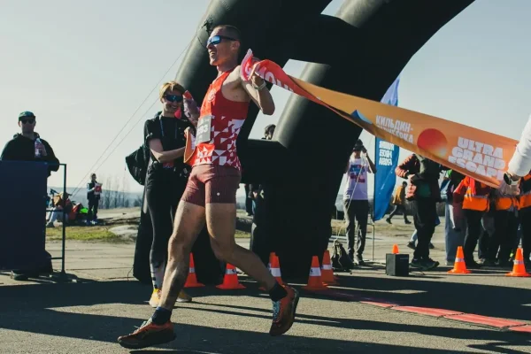 Антон Нестеренко - интервью с многократным победителем стартов Running Heroes Russia
