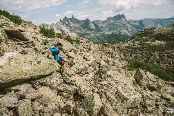 Открылась регистрация на "Skyrunfest" 2020: 80км и 4300м+ многодневный горный ультрамарафон Сибири